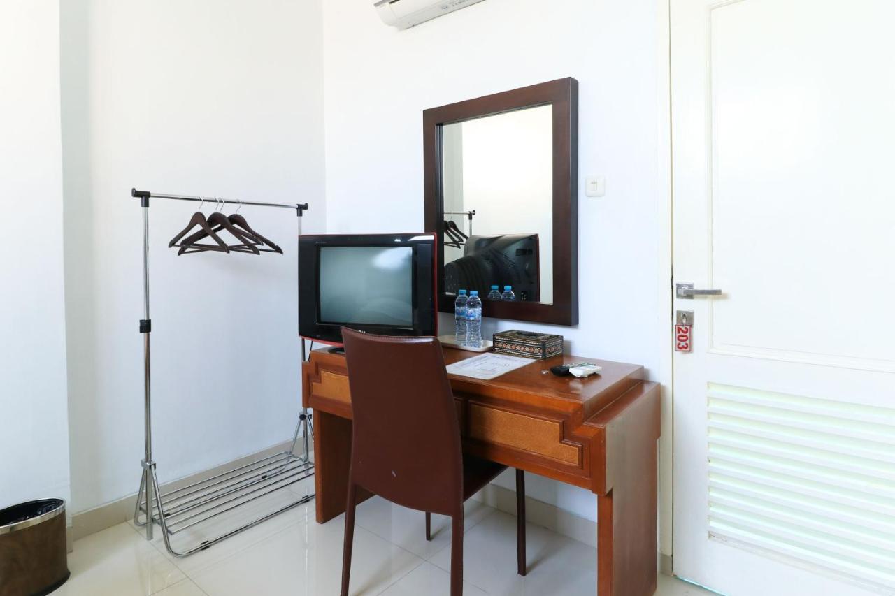 Ge Jacmart Homestay Makassar Dış mekan fotoğraf